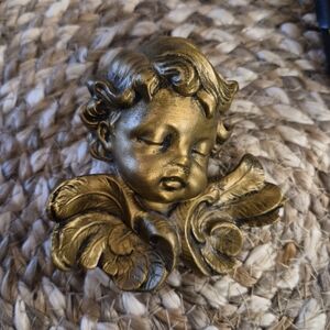 Gold Cherub Wall Accent